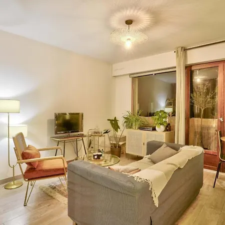 דירה Cozy Studio With Small Balcony For 2 In Montmartre